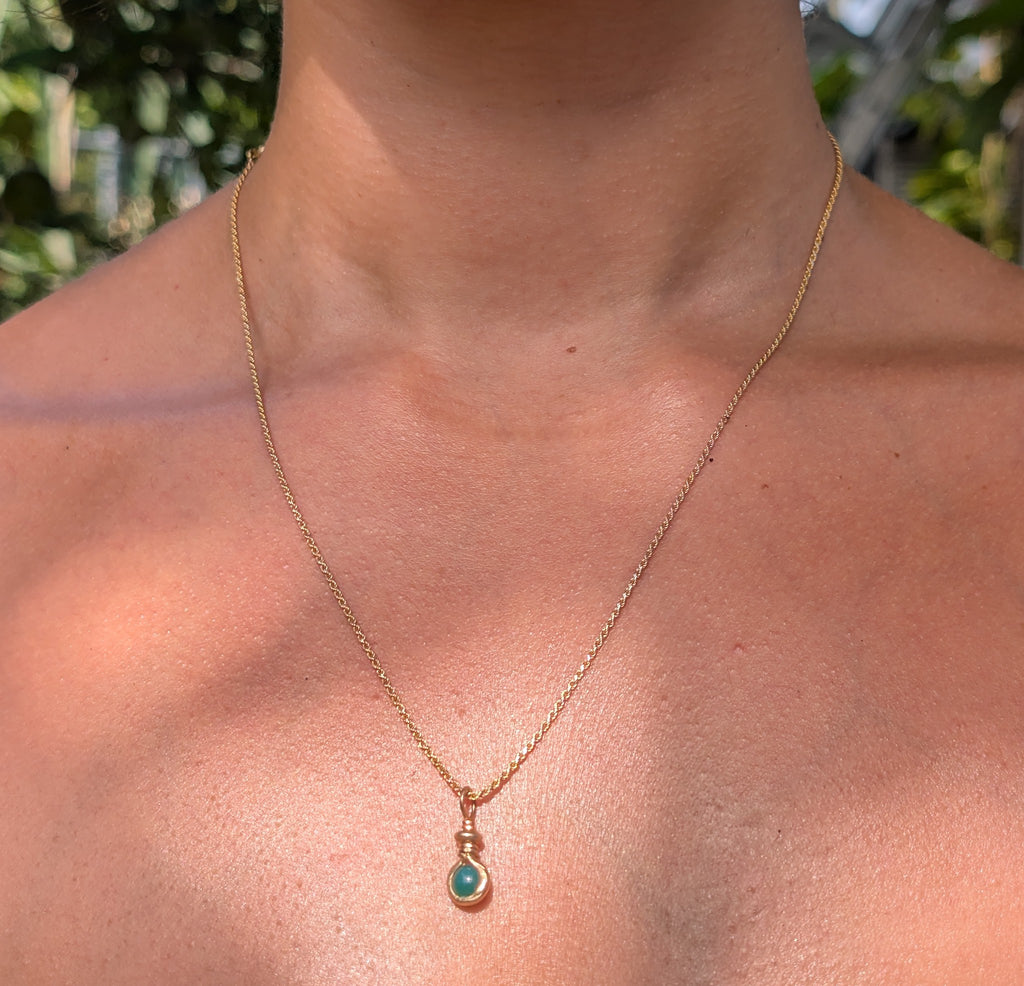 Esme- Columbian Emerald Pendant